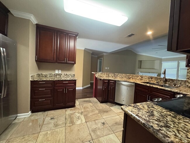 Photo - Beautiful Home for Lease in Denham Springs