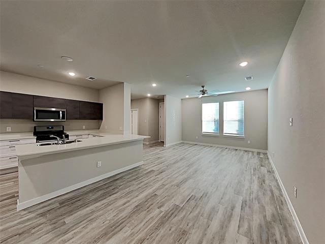 1312 Creekbank Dr