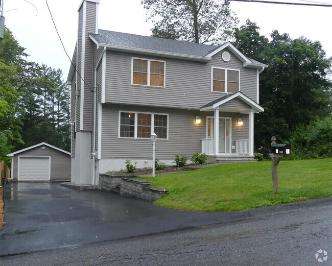 Building Photo - 7 Crest Dr Rental