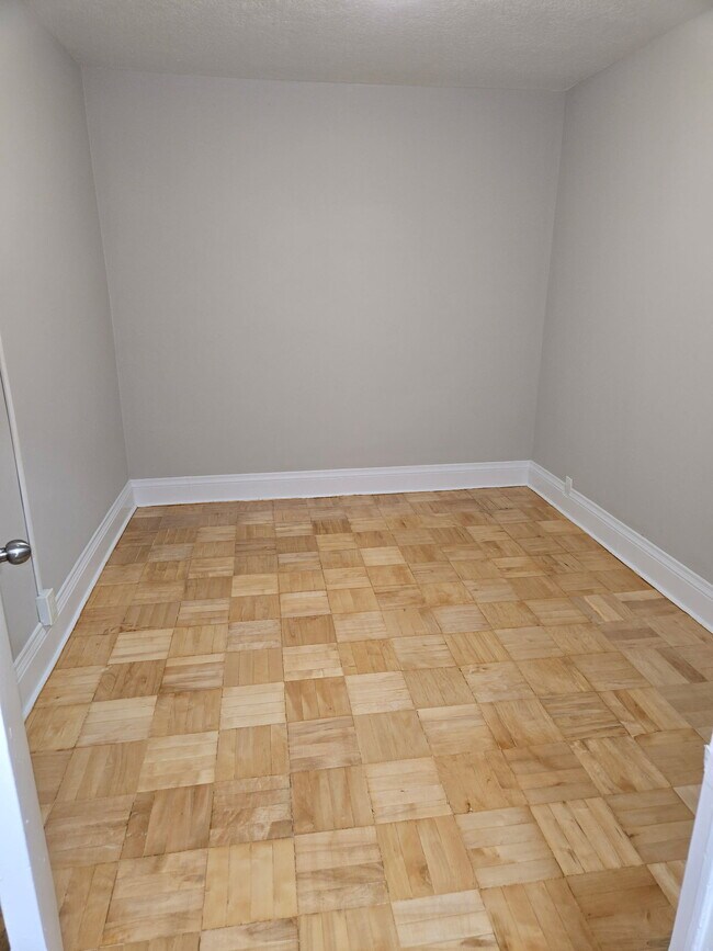 Photo - Baymoore Apartments