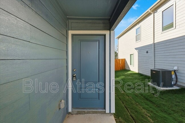 Photo - 12216 Steeplechase Dr