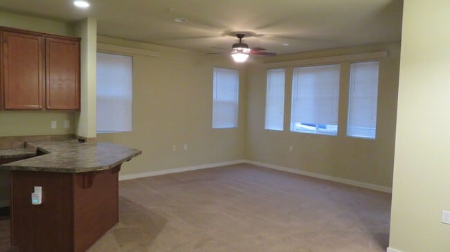 Photo - 1613 Burnside Pl