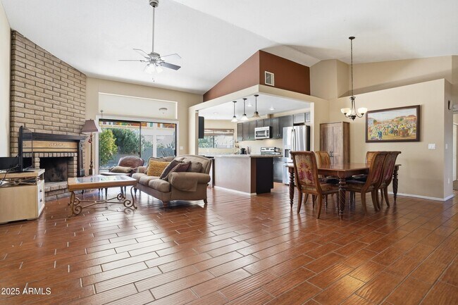 Building Photo - 5713 E Nisbet Rd