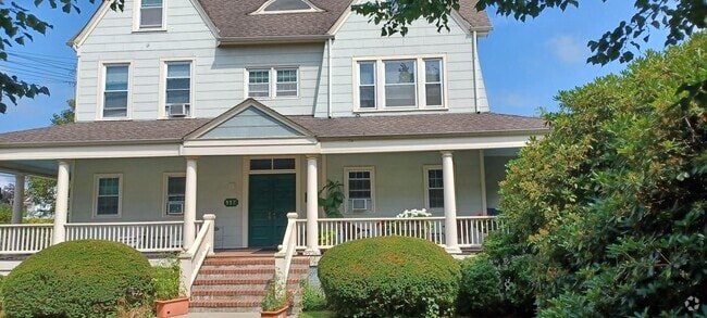 Building Photo - 117 Fire Island Ave Unit 3 Rental