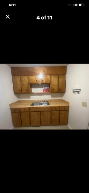 310 S Welborn St Unit B