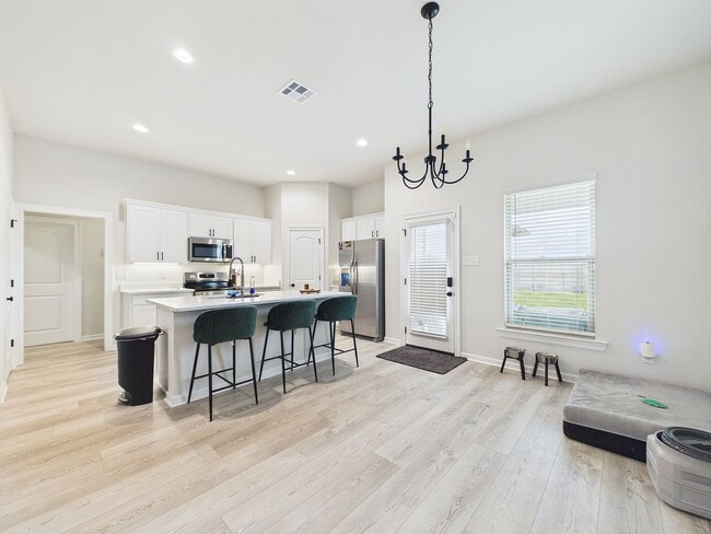 Photo - 221 Tatum Ln
