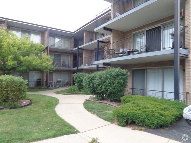 Building Photo - 3179 W 115th St Unit 1N Rental
