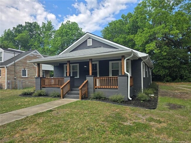 Photo - 874 W Orange St