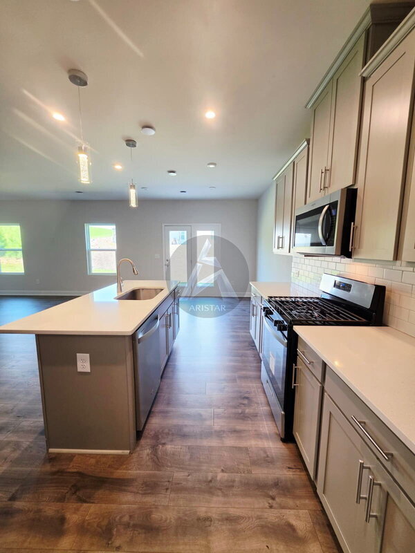 107 Ledgemont Wy