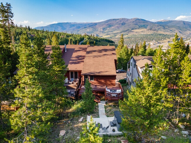 Photo - 3906 Silverheels Dr