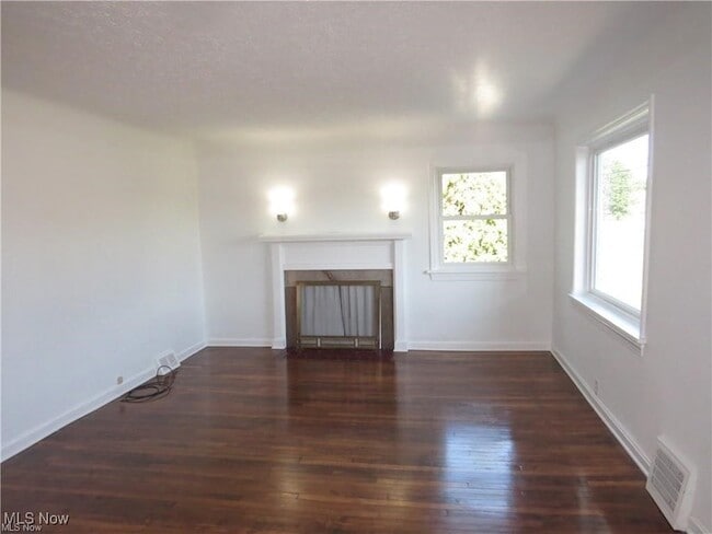Photo - 6424 N Ridge Rd