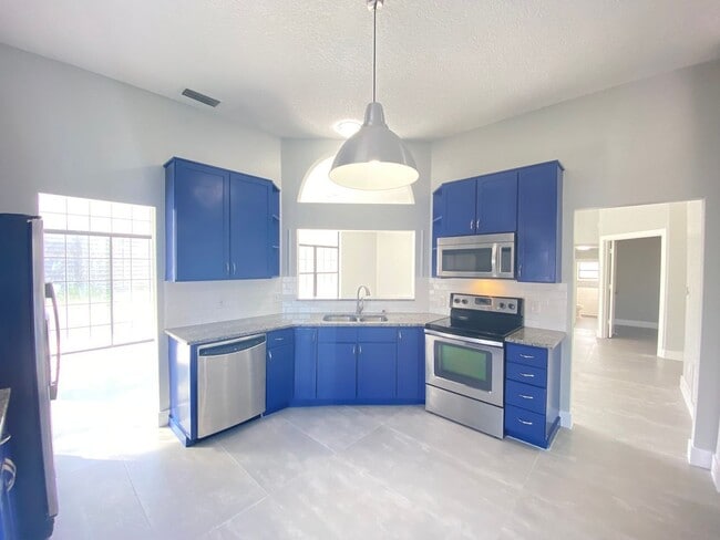 Photo - 13245 Shore Dr