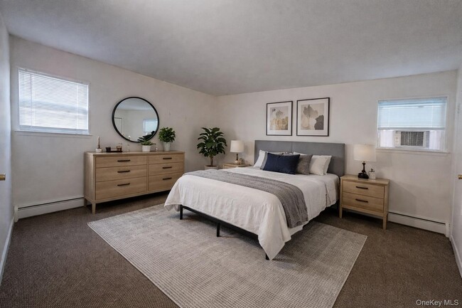 Photo - 7-7 Lambert Ave