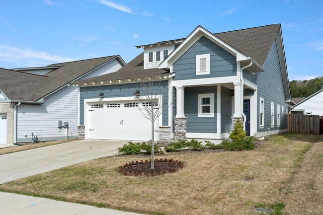 Photo - Move In Special, 10% off 1st month's rent....