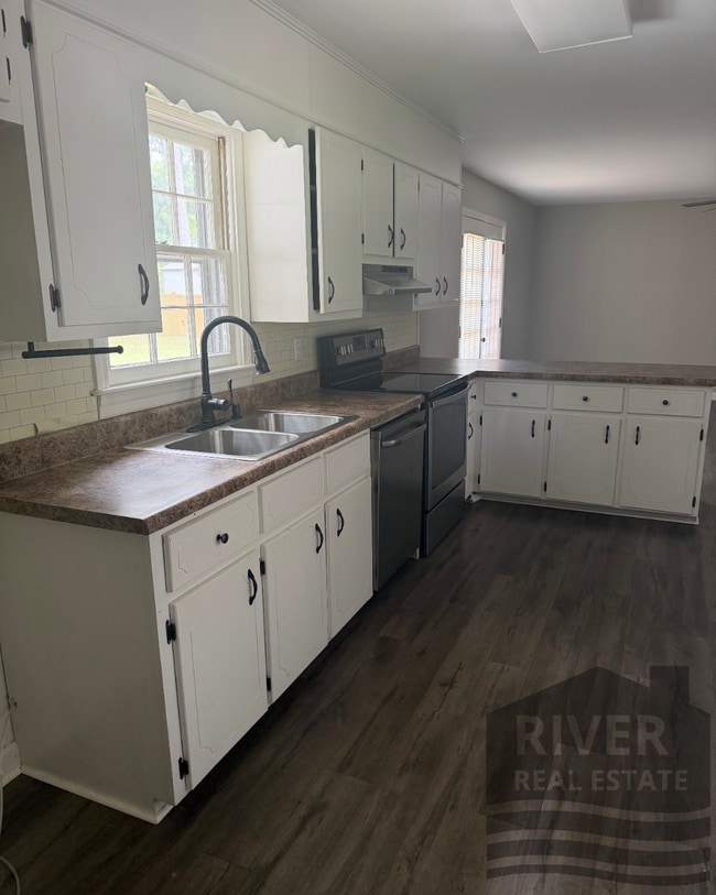 Photo - 2150 Estaline Dr