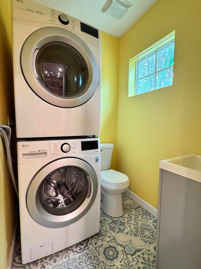 Photo - 3012 Glenwood Rd