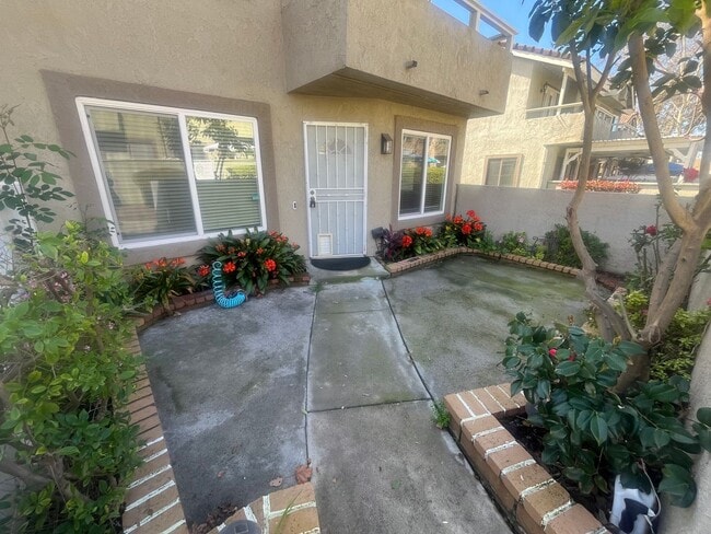 Photo - Amazing 2 Bed/3 Bath home in Chino!