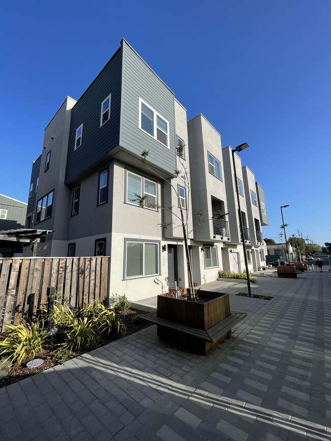 1780 Boxcar Cir