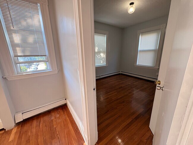 Photo - 17 Corwin St Unit 2