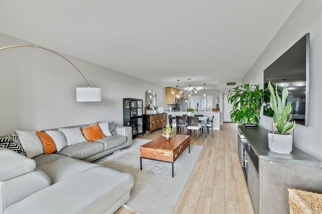 Photo - 8020 Hampton Blvd Condo Unit 504