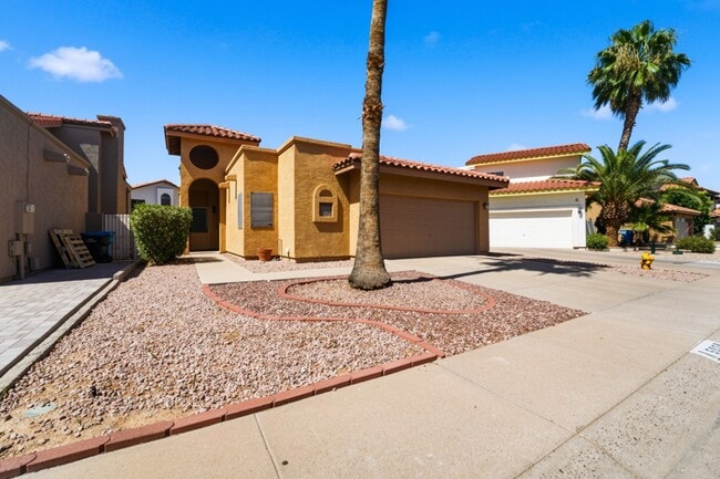 Photo - Move-in-ready home available furnished or unfurnished to suit your lifestyle!!