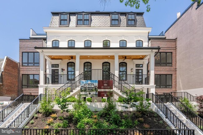 Photo - 733 Euclid St NW Unit 302