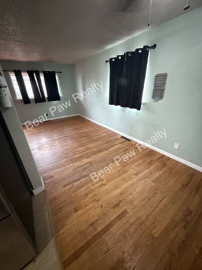 116 King Ct