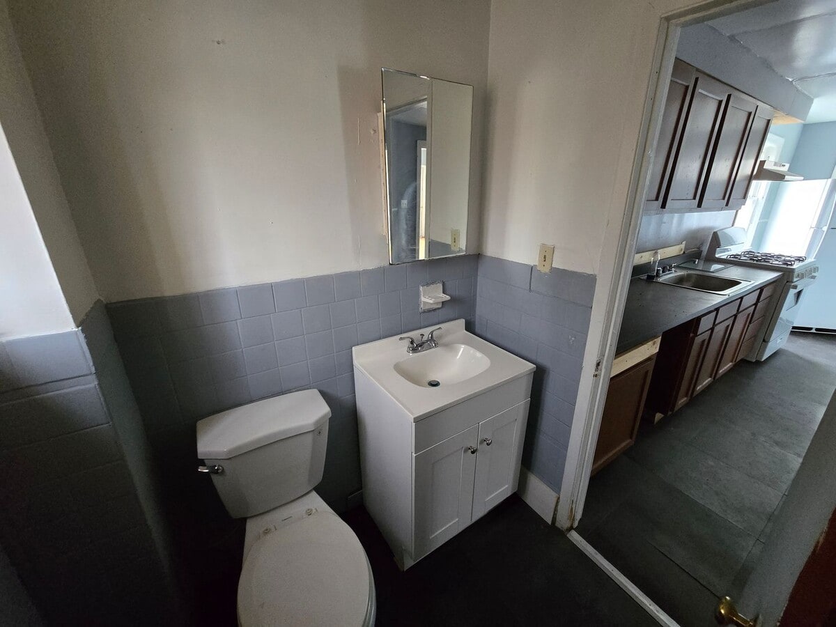 Photo - 232 Putnam St Unit 232 Putnam St Apt 2