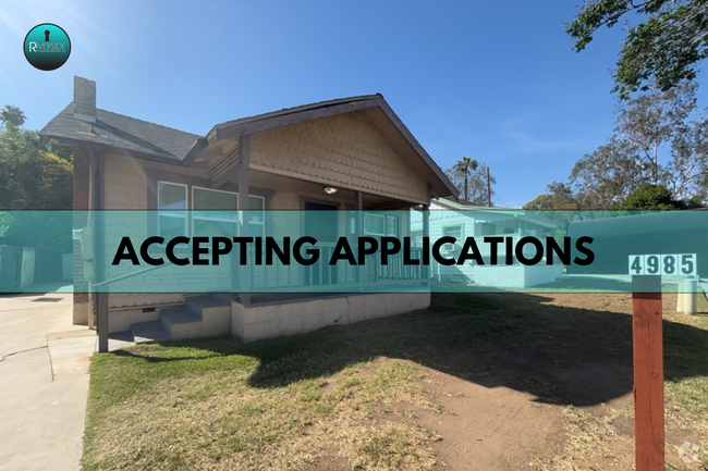 Building Photo - WELCOME TO YOUR NEW HOME IN THE WOOD STREE...
