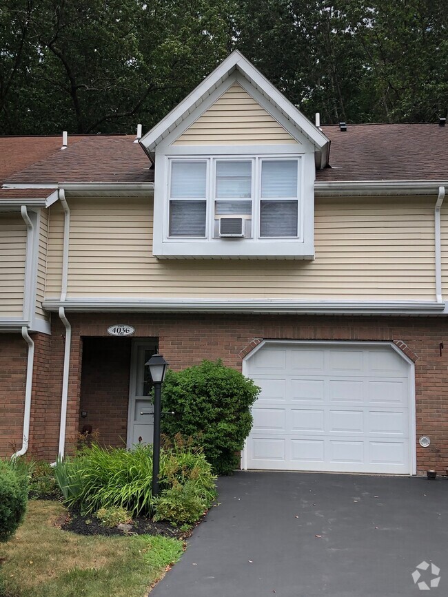 Building Photo - 4036 Chaucer Pl Rental