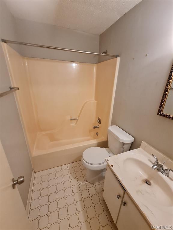 Photo - 364 Yesterhouse Dr