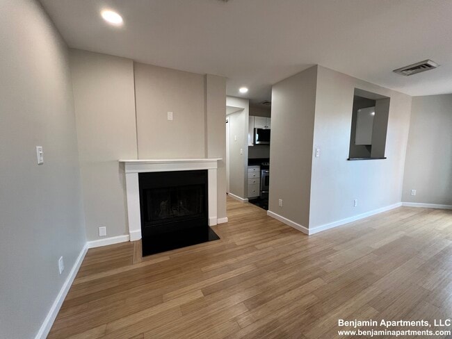 Building Photo - 1601 Washington St Unit 504