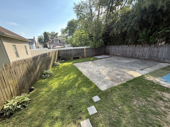 Photo - 2445 43rd St