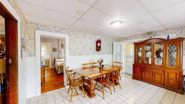 Photo - 40 E Grand Ave Unit A