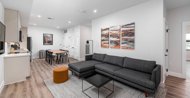 Cypress on Vine Furnished Rooms