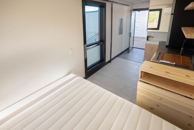 Photo - 326 E Arkansas St