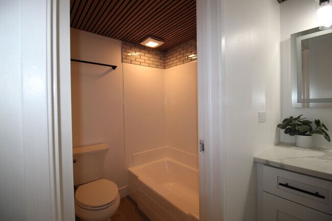 Photo - 2281 S Vaughn Way Unit 209a