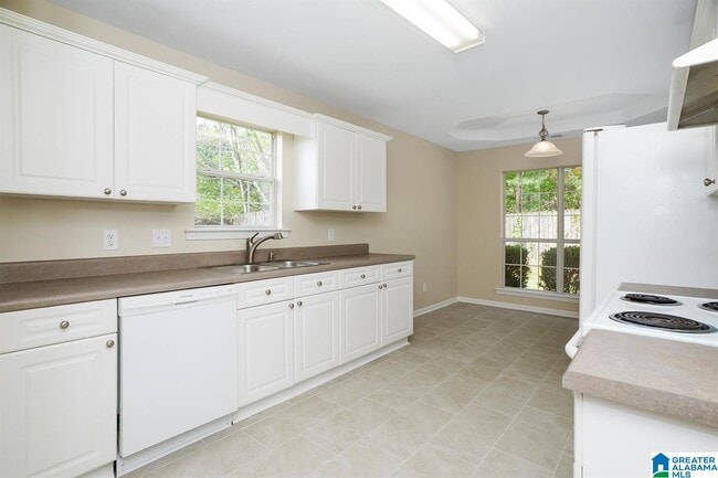 Photo - 512 Camden Cove Cir