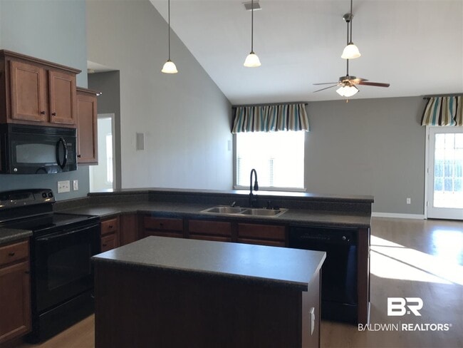 Photo - 24015 Limerick Ln