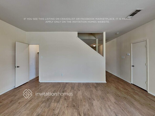 Photo - 13001 Fencerow Rd