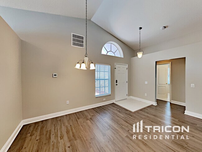 Photo - 6926 Waterbrook Ct