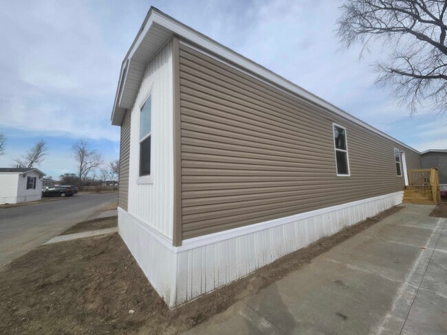 Building Photo - 3510 N 9th St