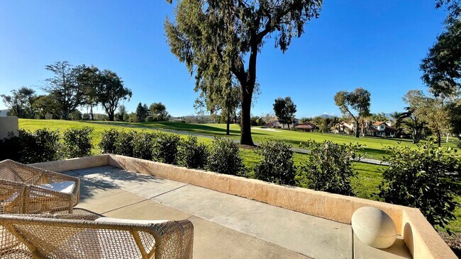 Single-Level, Updated Country Club Villas ... - Single-Level, Updated Country Club Villas ... House
