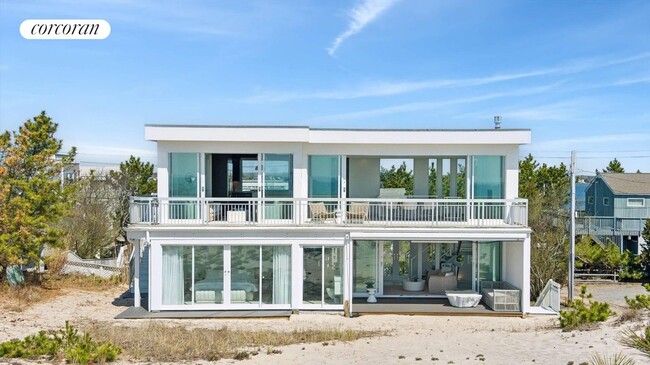 Building Photo - 413B Dune Rd Rental