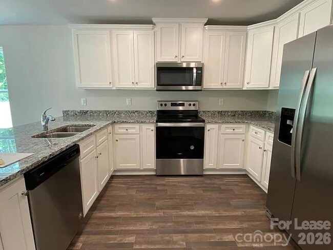 Photo - 216 Caffee Dr