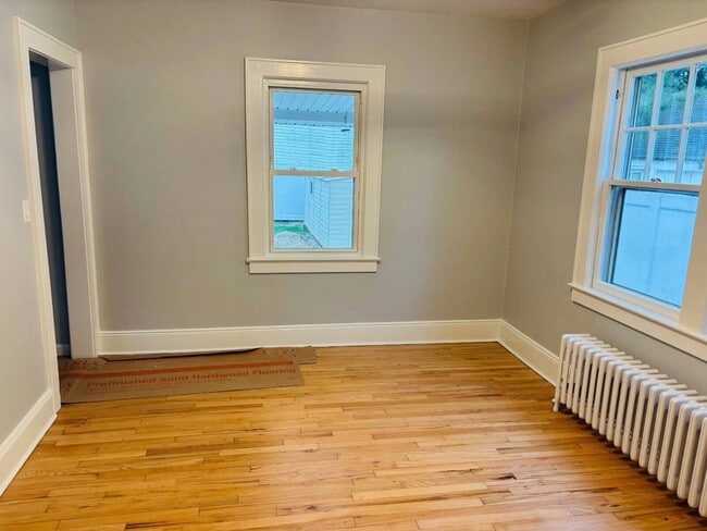 20 Valentine Ave