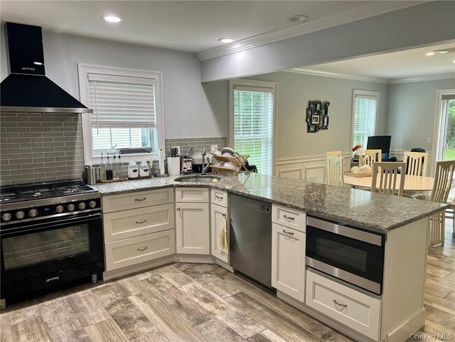 Photo - 145 Montgomery St