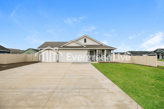 Building Photo - 324 Lightning Ave