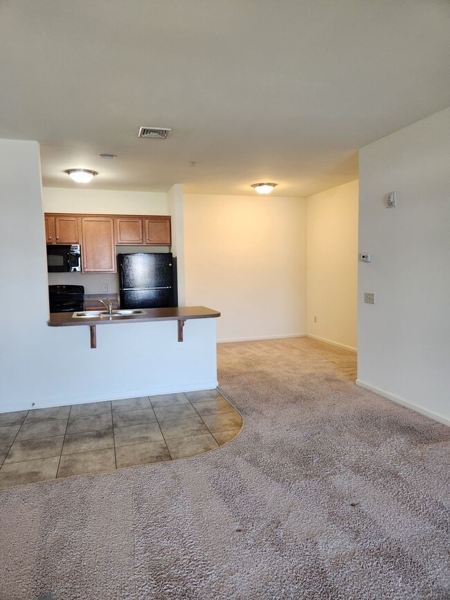 Photo - Sutherland Village