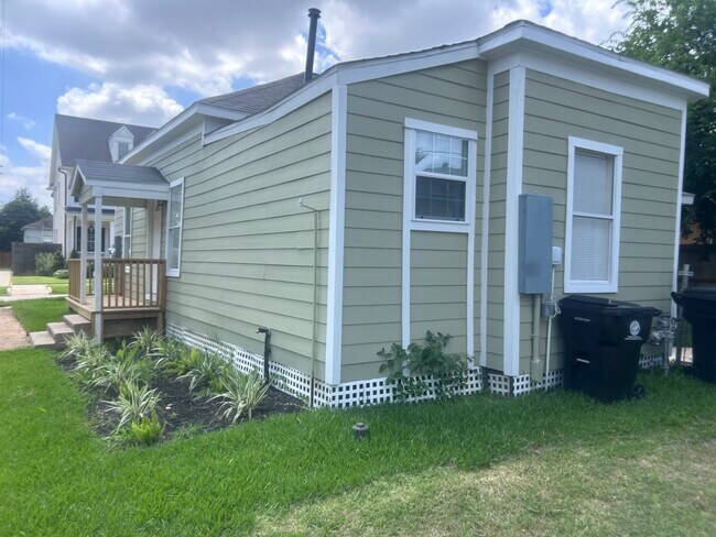 Photo - 602 Cordell St